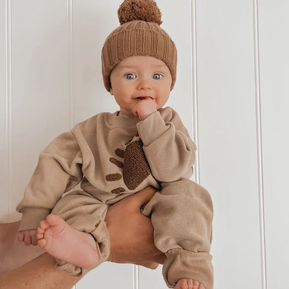 Conjunto Sunshine Kids: para un look alegre y cómodo