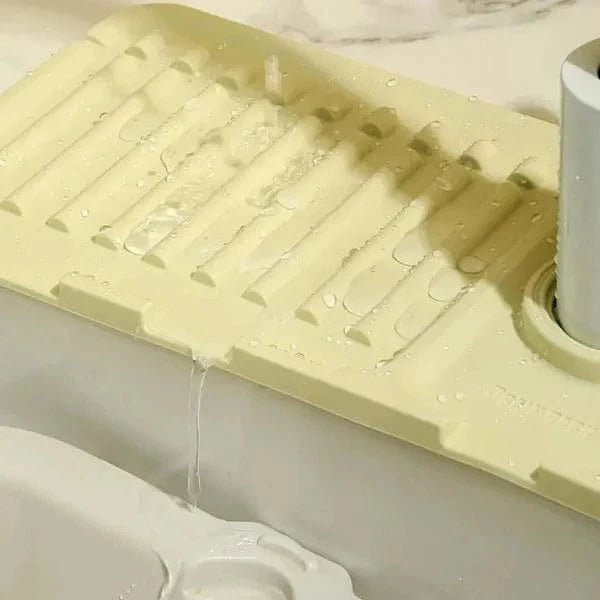 Zaštita za slavinu i podloga za odvod