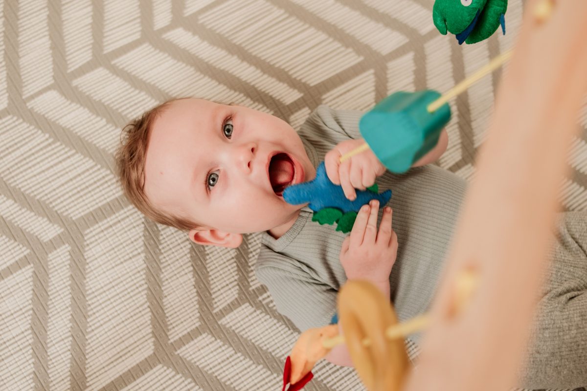 Arco de juego estimulante para bebés: para momentos de juego alegres
