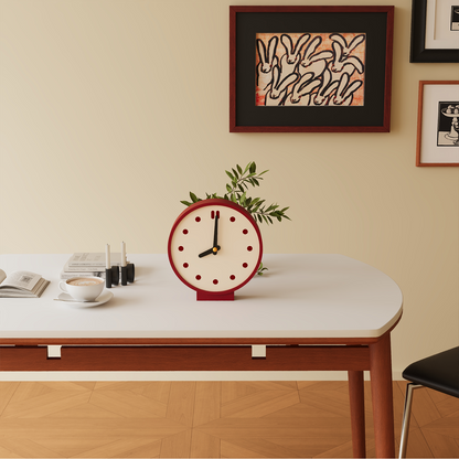 Doppelseitige Wanduhr im Retro-Design