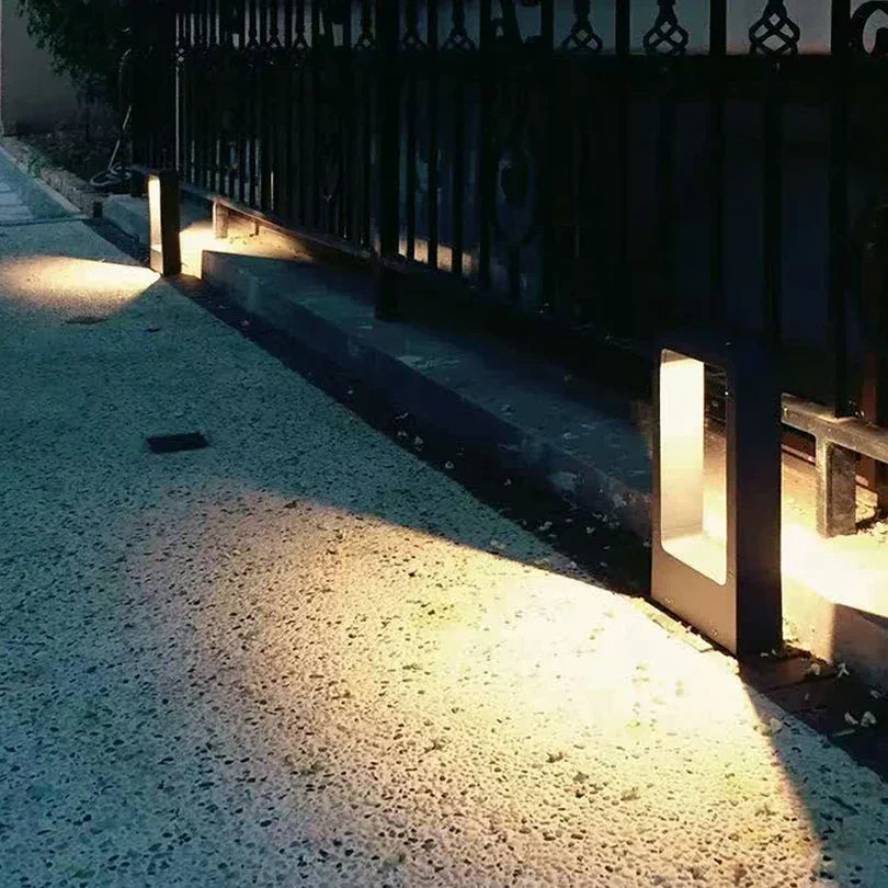 Moderna vanjska lampa – Stilska LED podna rasvjeta za vrt i stazu