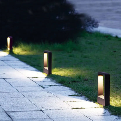 Moderna vanjska lampa – Stilska LED podna rasvjeta za vrt i stazu