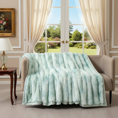 Weiche Flauschdecke mit Tie-Dye-Muster