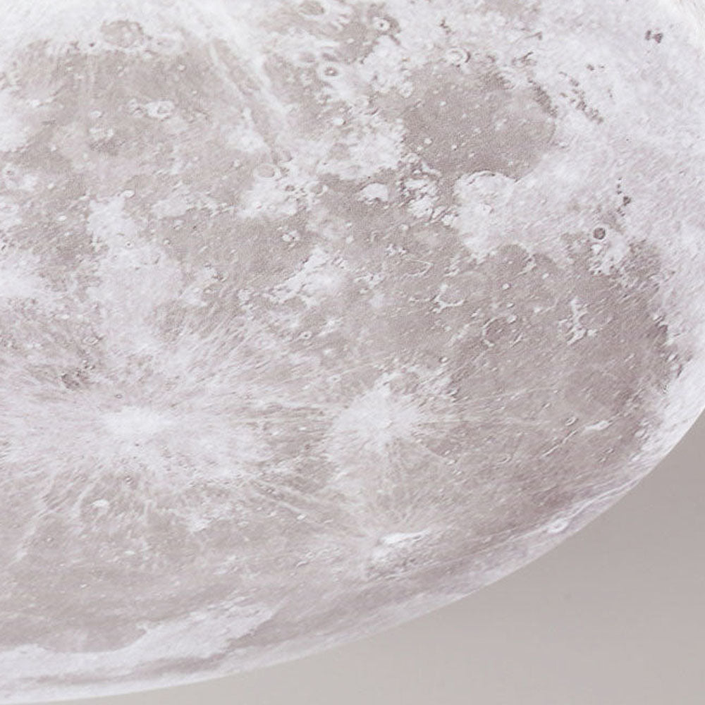 LunarGlow Deckenlampe – Beruhigendes Mondlicht für jedes Interieur