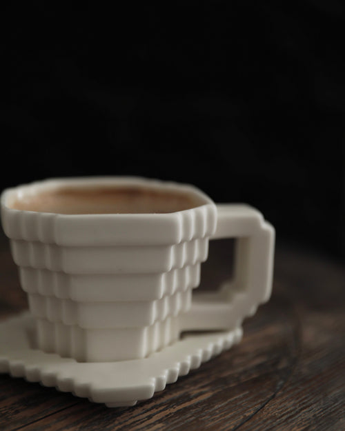 Taza de diseño Pixel con platillo