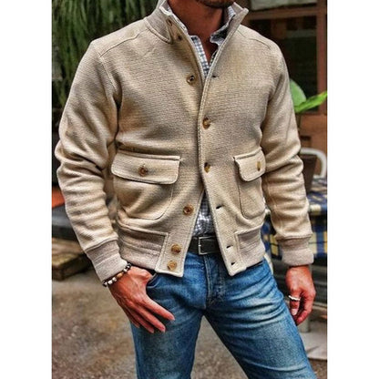 Chaqueta informal de hombre con cuello alto
