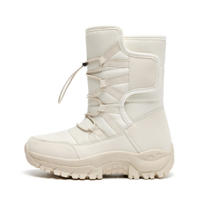 Botas de inverno forradas com sola de perfil antiderrapante e fecho prático