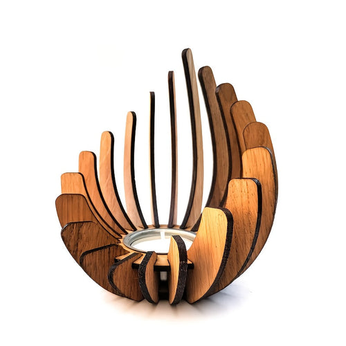 Candelabro de loto bohemio: diseño artesanal en capas de madera