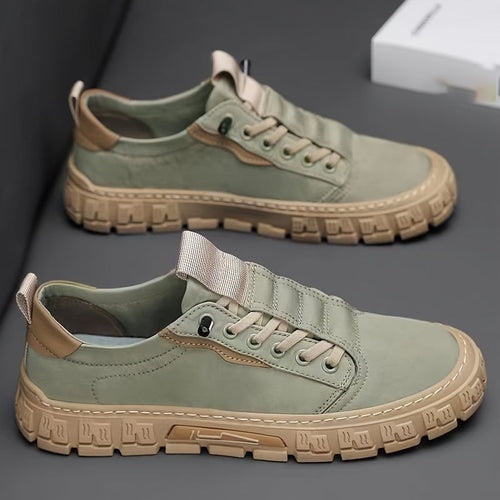 Zapatos de skate casuales sólidos para hombre: cómodos y seguros para uso al aire libre.