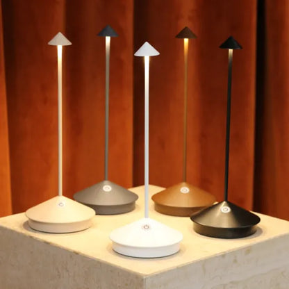 Pametna bežična LED stolna lampa – Fleksibilna i održiva