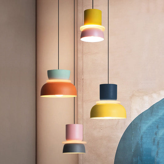 Scandi Glow viseća lampa – Šareni dizajn, moderan i energetski učinkovit