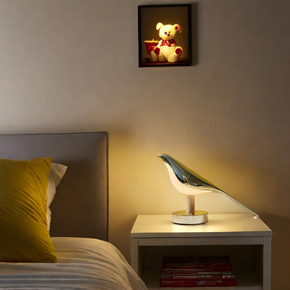 LED lampa u obliku ptice – Elegancija i mir u svakom prostoru