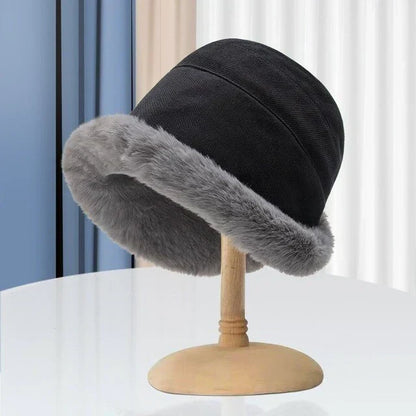 Eleganter Damen Winterhut mit weichem Besatz