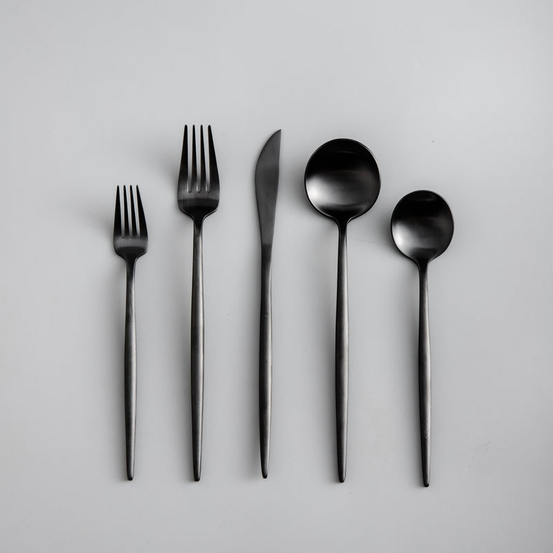 Aurora set pribora za jelo – Minimalistički, moderan i bezvremen