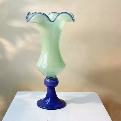 Jarra de vidro decorativa em estilo retro