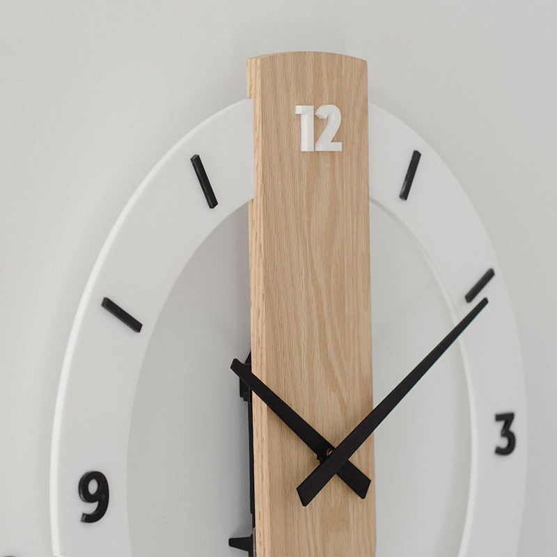 Skandinavische Pendel-Wanduhr