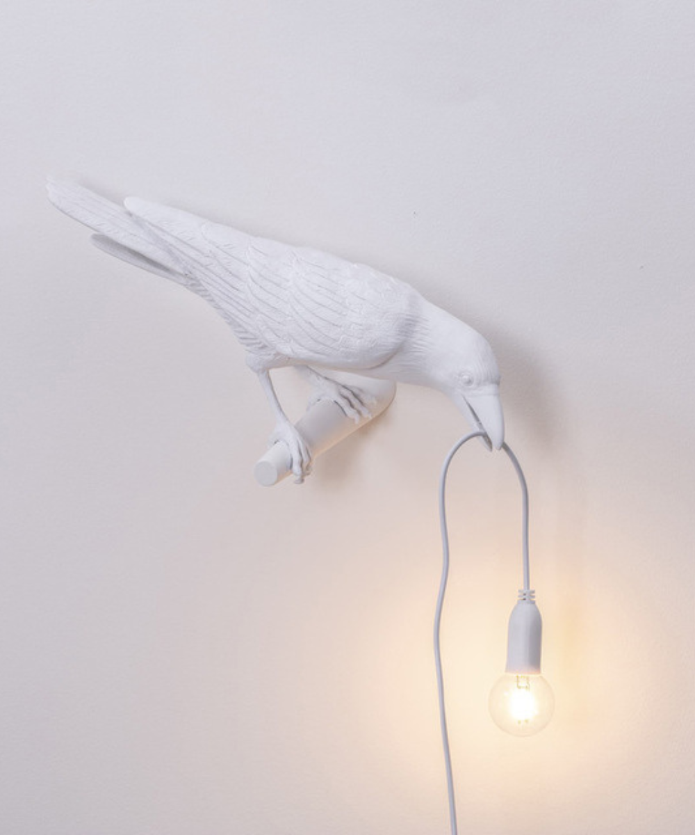 Dekorativna lampa u obliku vrane – Jedinstvena stolna lampa u obliku ptice