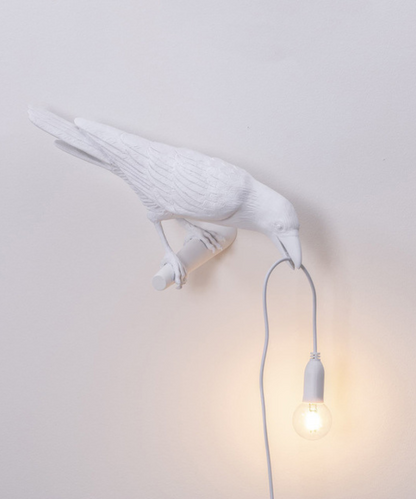 Dekorativna lampa u obliku vrane – Jedinstvena stolna lampa u obliku ptice