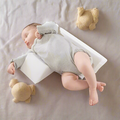 DreamNest jastuk protiv prevrtanja za bebe – Sigurno i udobno za spavanje na boku