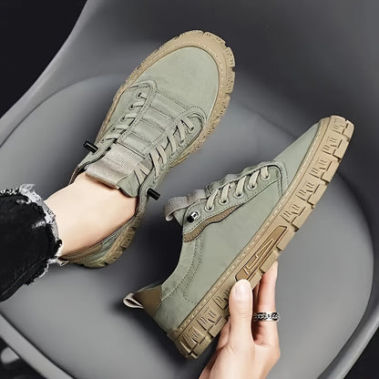 Zapatos de skate casuales sólidos para hombre: cómodos y seguros para uso al aire libre.