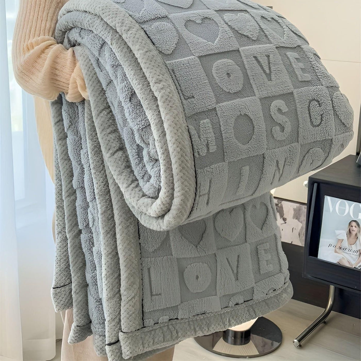Manta reversible y acogedora con estampado de corazones y letras