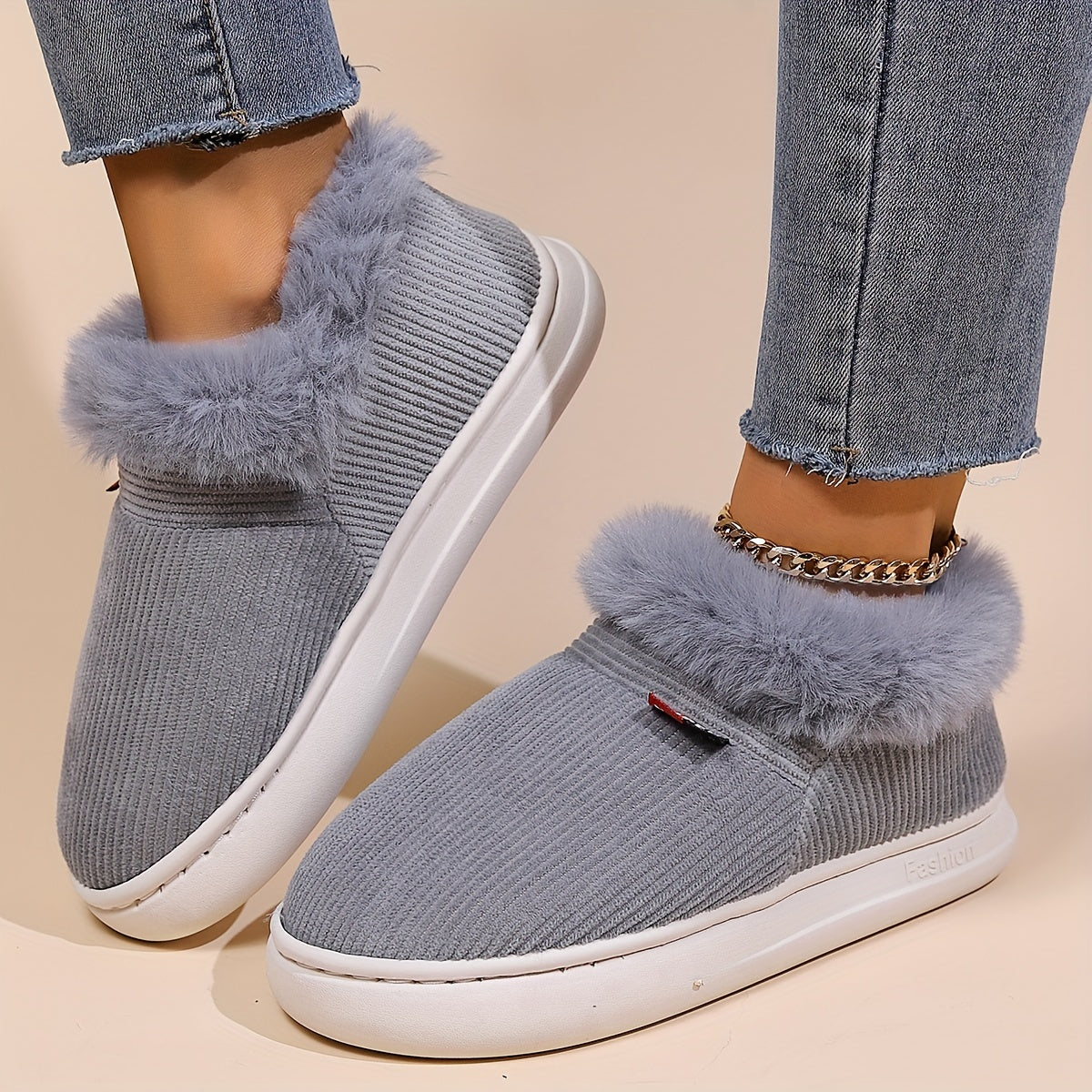 Pantuflas Liza Fluffy: calidez y comodidad para mujer
