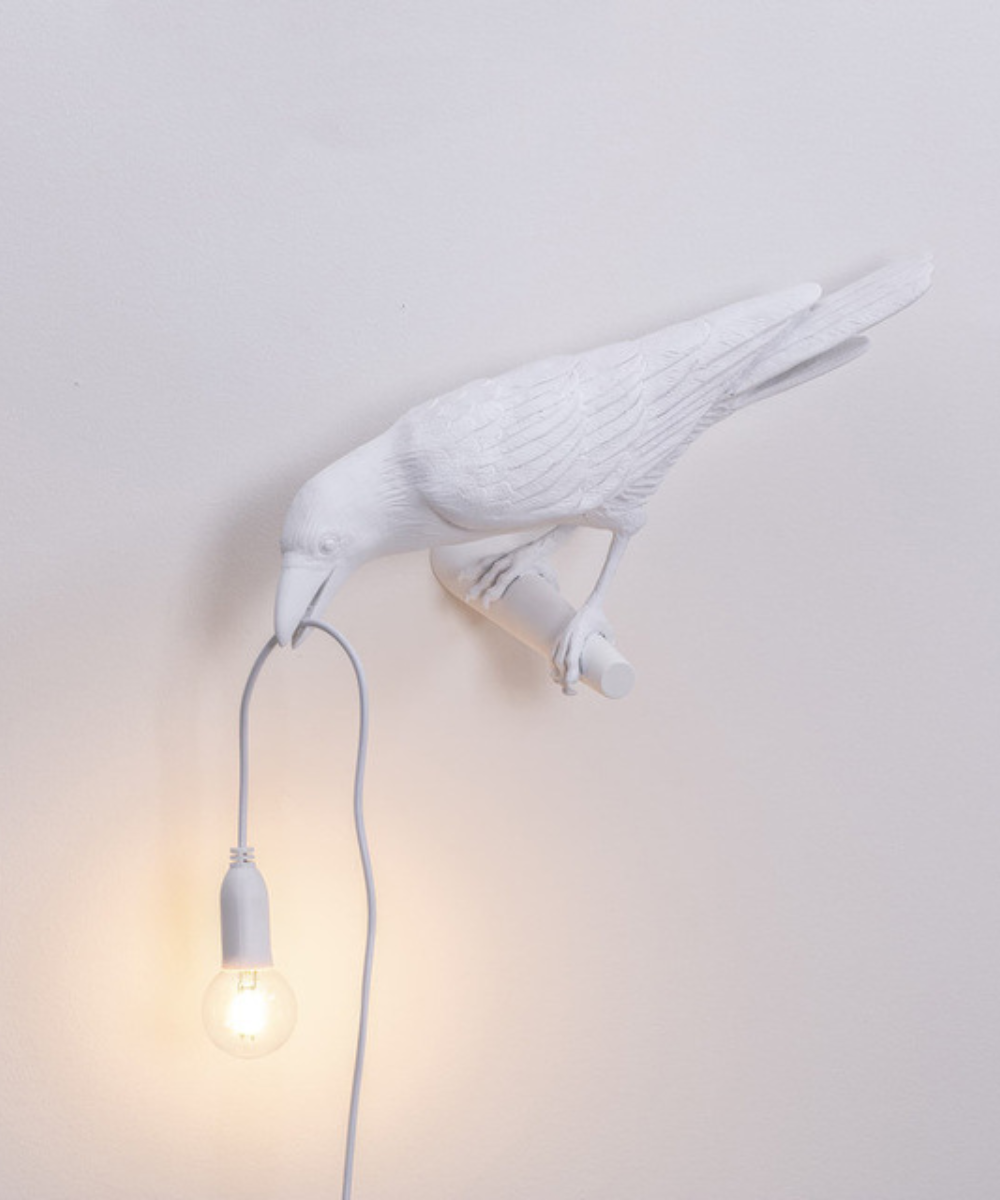 Dekorativna lampa u obliku vrane – Jedinstvena stolna lampa u obliku ptice