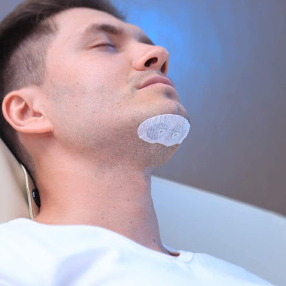 Dispositivo antirronquidos SnoozeFix: mejore su sueño con tecnología cómoda