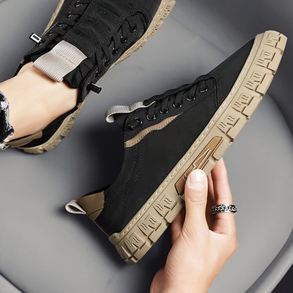 Zapatos de skate casuales sólidos para hombre: cómodos y seguros para uso al aire libre.