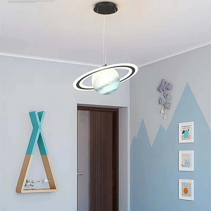 Candeeiro suspenso LED para quarto infantil com design de planeta – atmosfera mágica