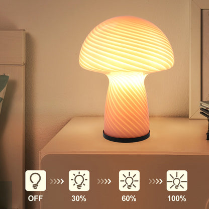 Razigrana gljivasta lampa – Suptilna atmosfera s retro štihom