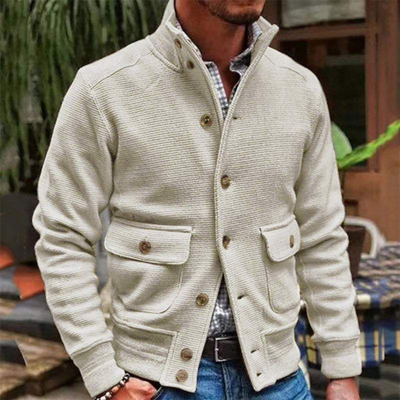 Chaqueta informal de hombre con cuello alto