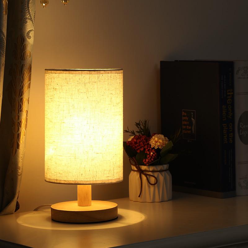 Dimmable LED-Tischlampe mit Touchsteuerung und drei Lichtfarben