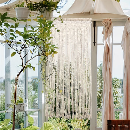 Cortina de macramé bohemia: decorativa y práctica como separador de ambientes