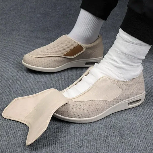 Zapatos cómodos anchos con cierre ajustable