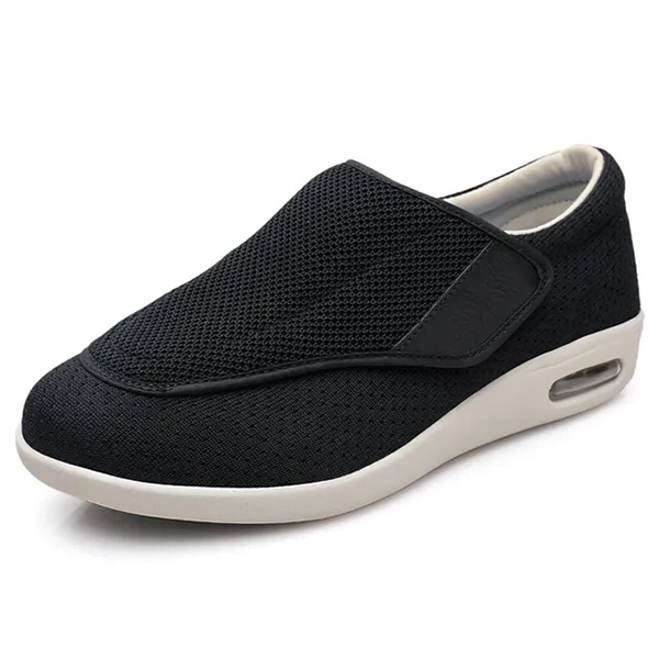 Breite Komfortschuhe mit verstellbarem Verschluss