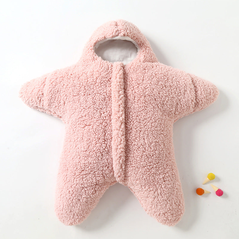 Saco-cama para bebé em forma de estrela – para noites quentes e aconchegantes.