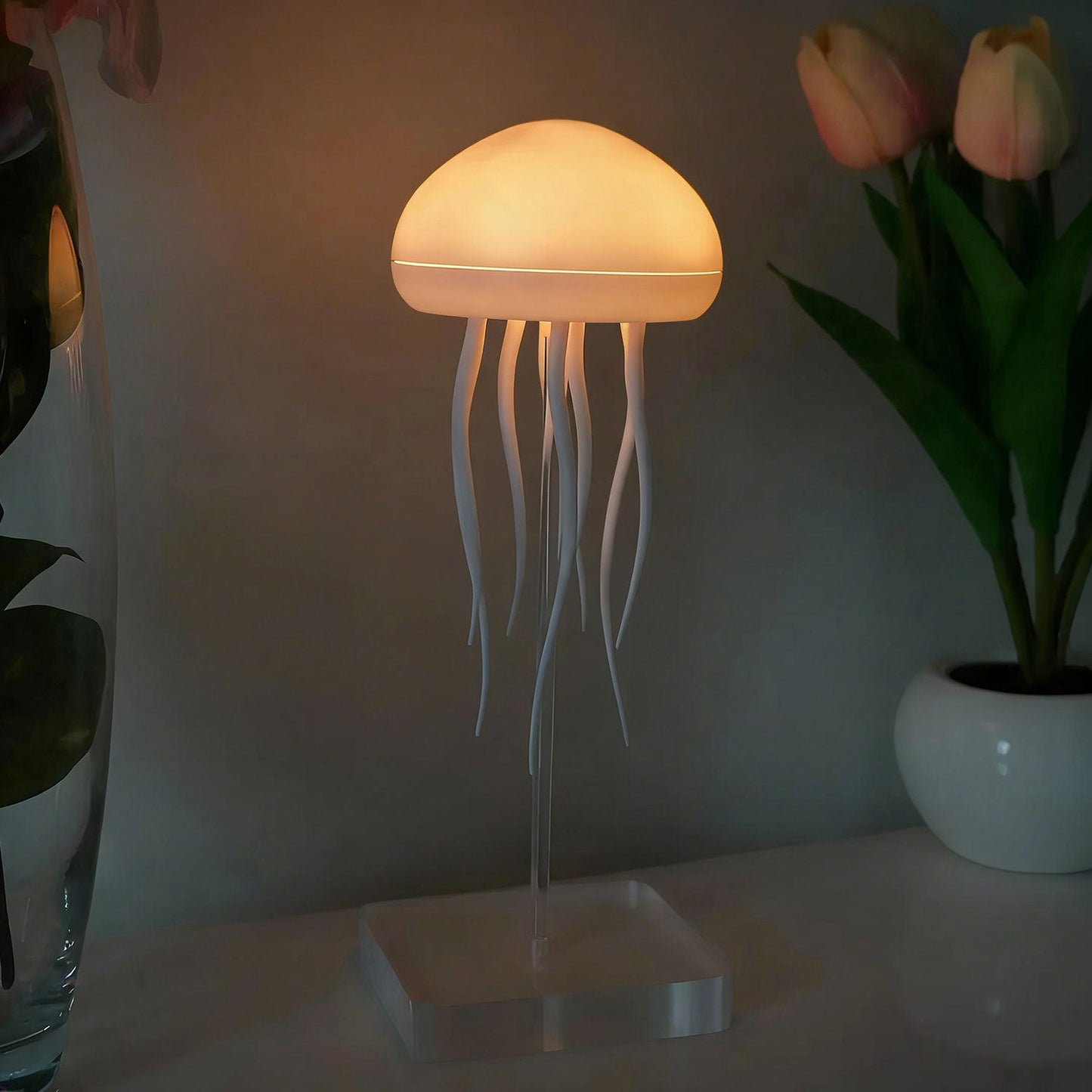 Lámpara de medusas recargable con cambio de color y control por sonido