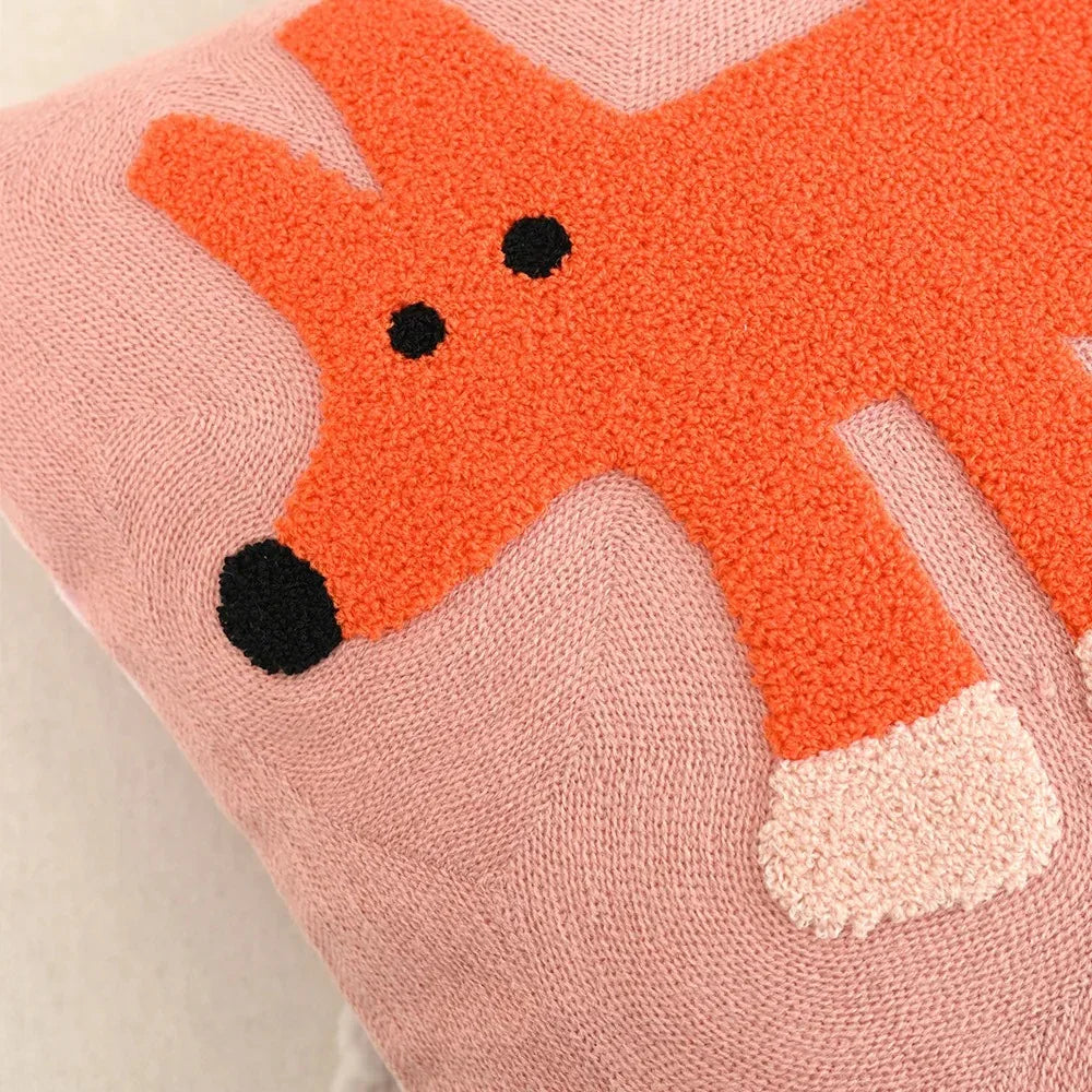 Funda de almohada con motivos de animales bordados