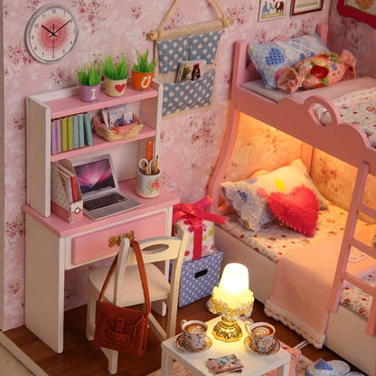 Casa de muñecas para niña encantada: un modelo DIY bonito y detallado