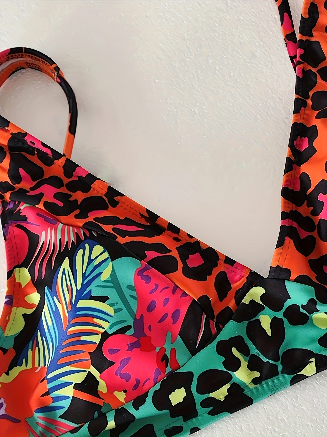 Tropski leopard bikini set s visokim strukom – Stilski i udoban