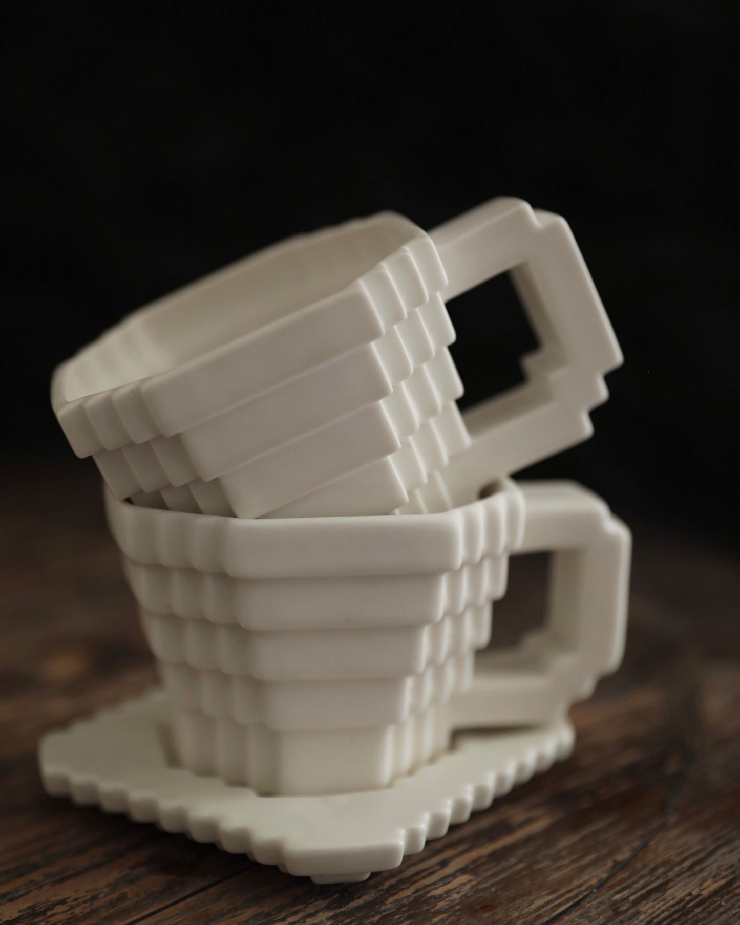 Taza de diseño Pixel con platillo