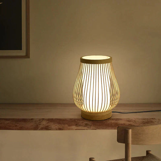 Japanska stolna lampa od bambusa – Zen stil ambijentalnog osvjetljenja