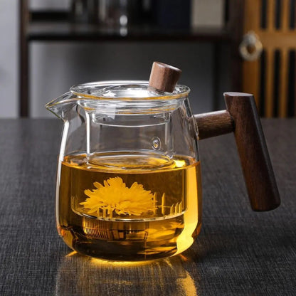 Tetera de vidrio con colador de té extraíble