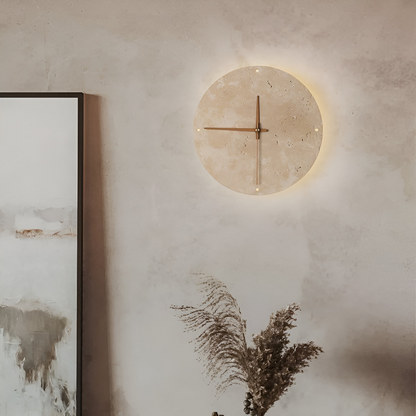 Runde LED-Wandlampe aus Travertin mit warmem Licht