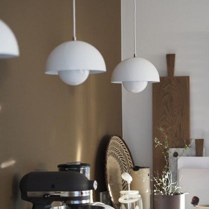 Nordic Bloom viseća lampa – Šareni dizajn i topla atmosfera
