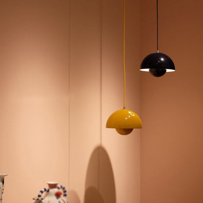 Nordic Bloom viseća lampa – Šareni dizajn i topla atmosfera