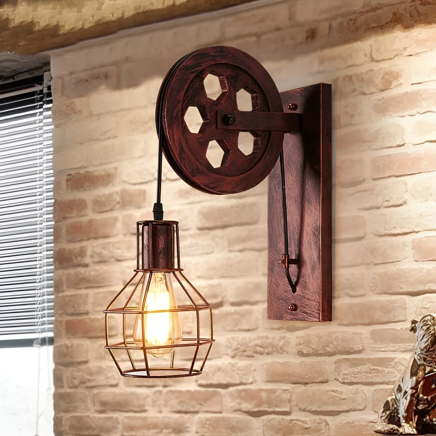 Lámpara de pared industrial con diseño de polea