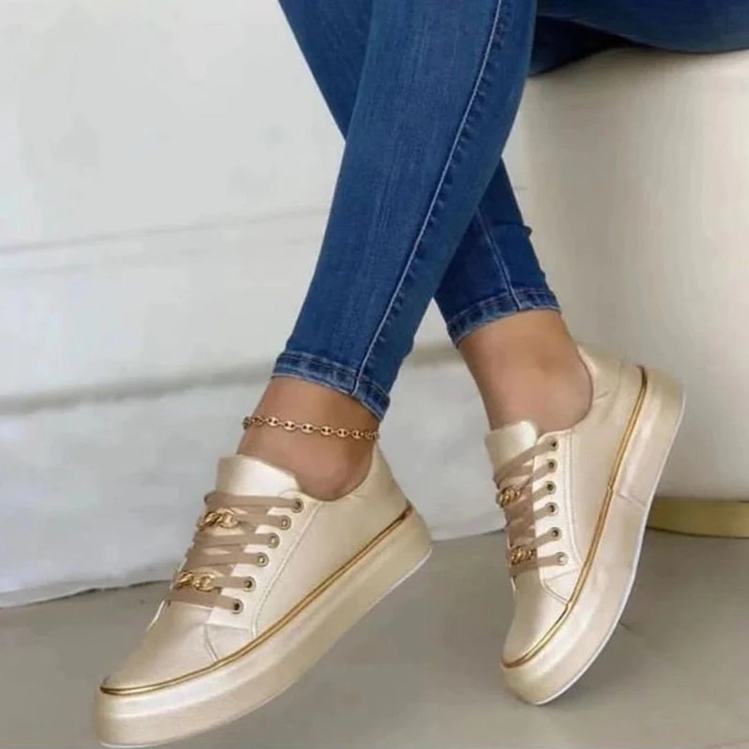 Zapatillas deportivas brillantes de lujo para mujer: cómodas y modernas para el día a día.