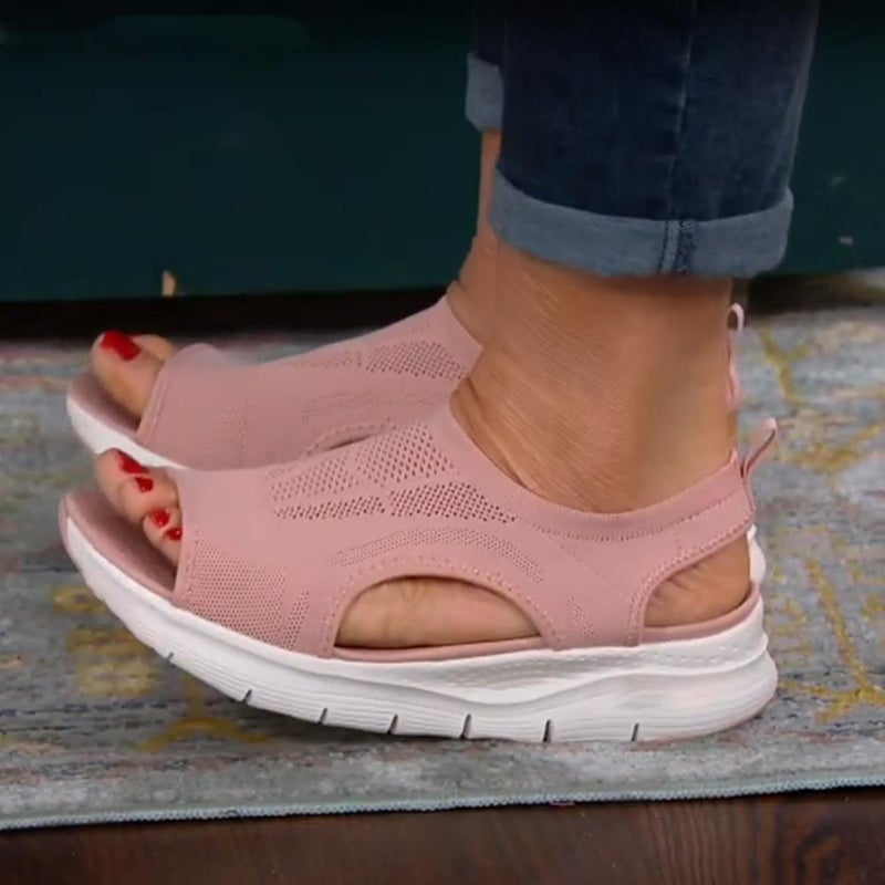 Sandalias de senderismo de verano para mujer: ligeras y transpirables.